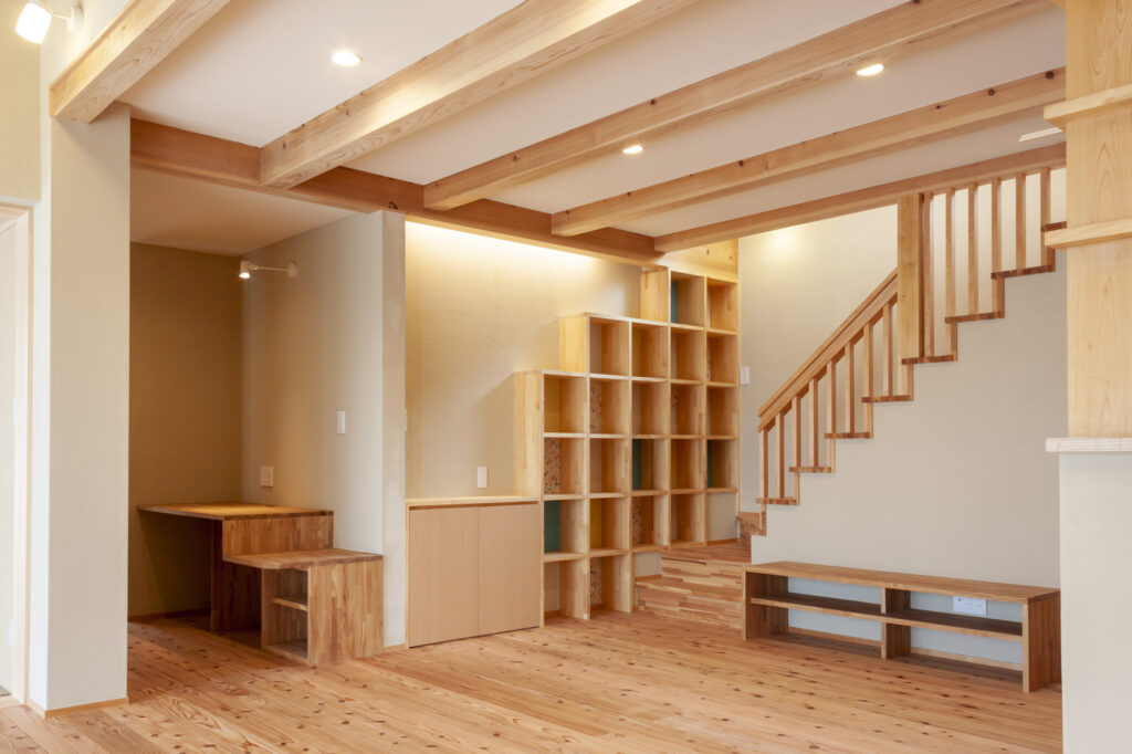 階段＋ライブラリー